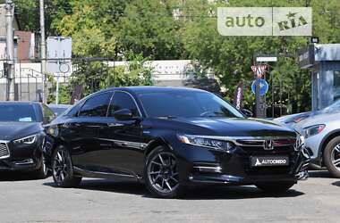 Седан Honda Accord 2018 в Киеве