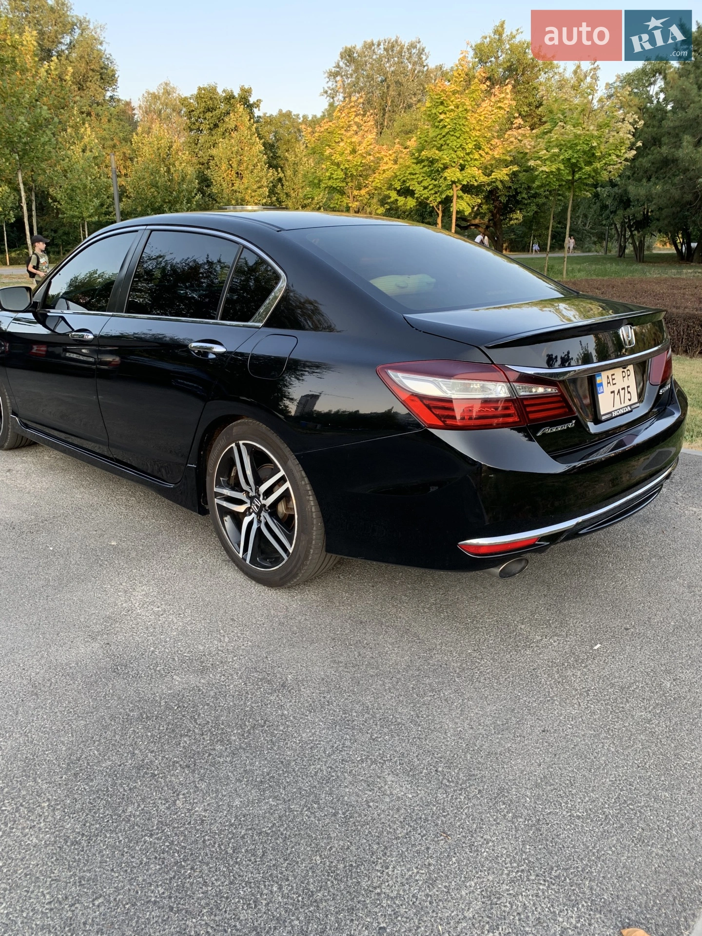 2016 Honda Accord - мініатюра 2