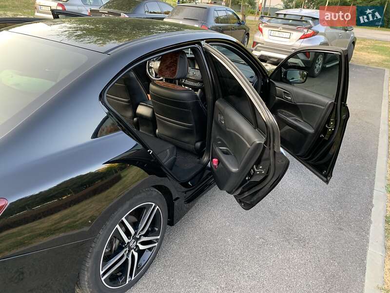 Седан Honda Accord 2016 в Днепре