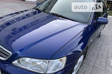 Седан Honda Accord 2001 в Сумах