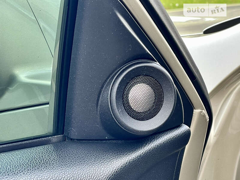 Седан Honda Accord 2013 в Ровно