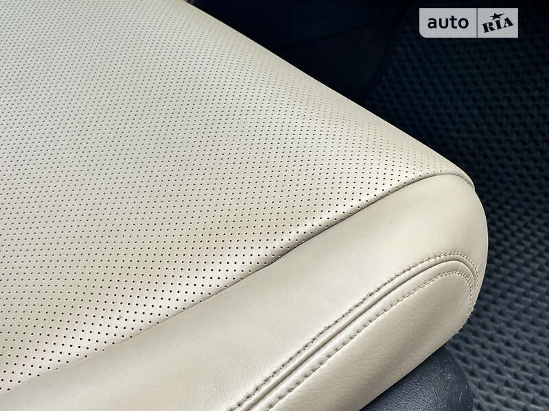 Седан Honda Accord 2013 в Ровно