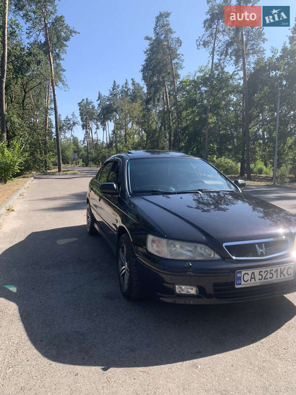 Седан Honda Accord 1999 в Черкасах