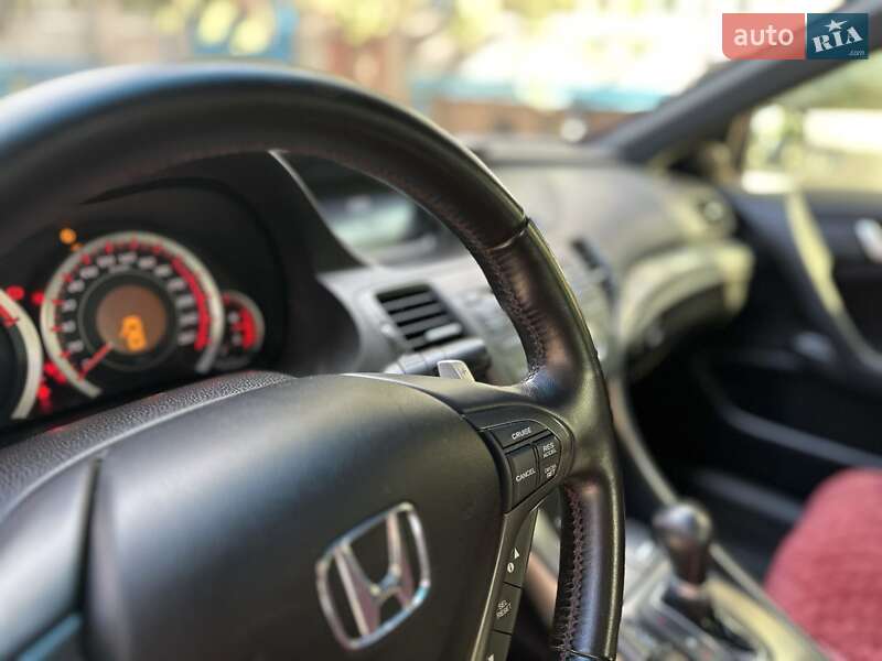 Седан Honda Accord 2012 в Броварах