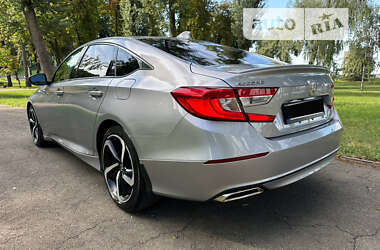 Седан Honda Accord 2020 в Киеве