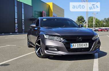 Седан Honda Accord 2019 в Киеве