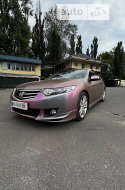 Седан Honda Accord 2010 в Києві