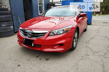 Купе Honda Accord 2011 в Киеве