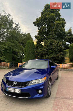 Купе Honda Accord 2012 в 