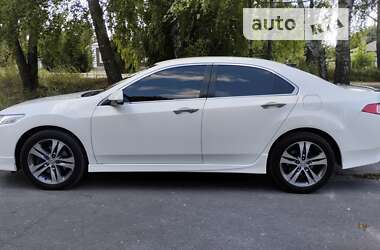 Седан Honda Accord 2011 в Глухові