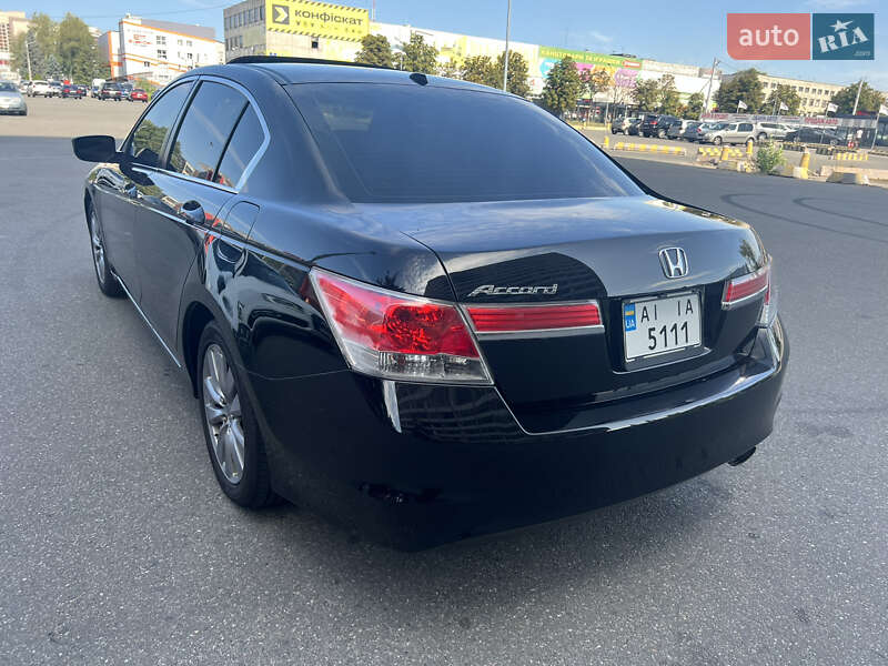 Седан Honda Accord 2011 в Киеве