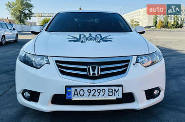 Седан Honda Accord 2011 в Киеве