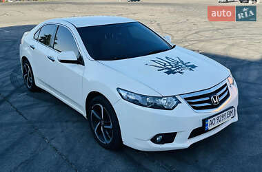 Седан Honda Accord 2011 в Киеве