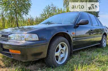 Седан Honda Accord 1994 в Ровно