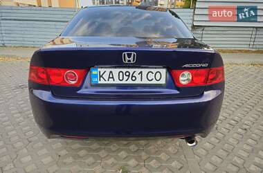 Седан Honda Accord 2005 в Києві