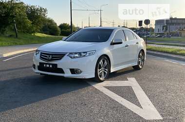 Седан Honda Accord 2011 в Львове