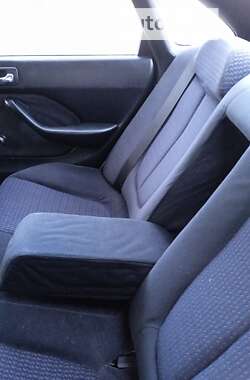 Седан Honda Accord 1993 в 