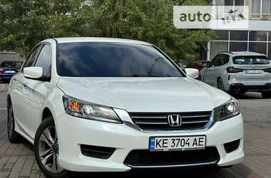 Седан Honda Accord 2014 в Днепре