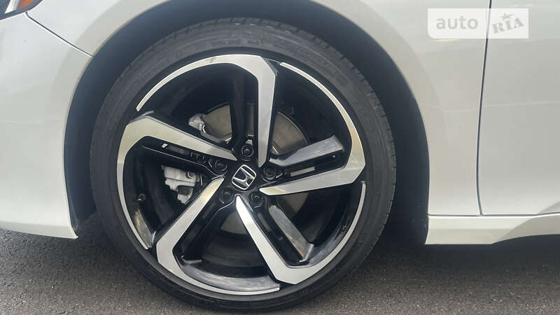 Седан Honda Accord 2022 в Києві