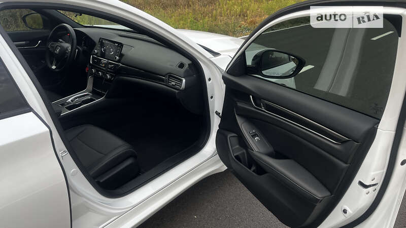 Седан Honda Accord 2022 в Києві