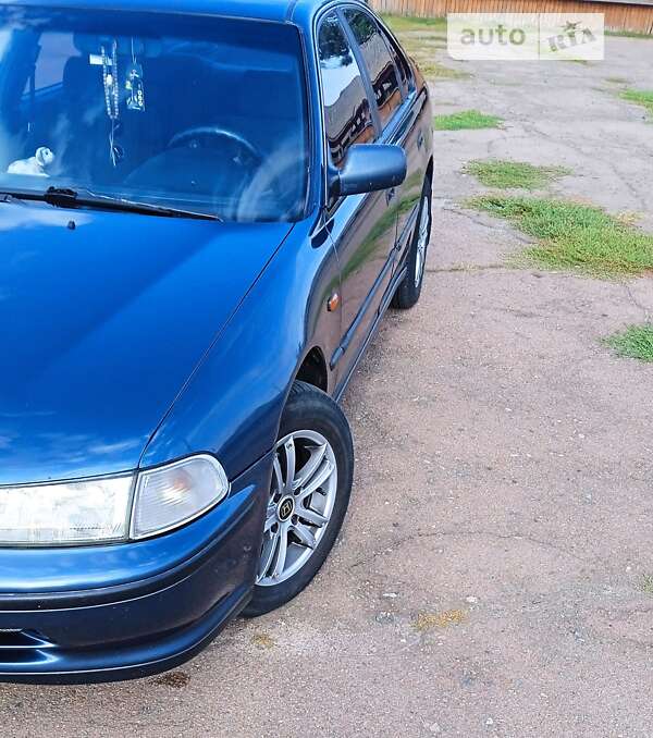 Седан Honda Accord 1993 в Мені