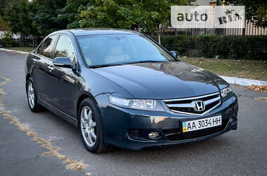 Седан Honda Accord 2006 в Києві