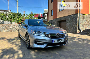 Седан Honda Accord 2016 в Львове