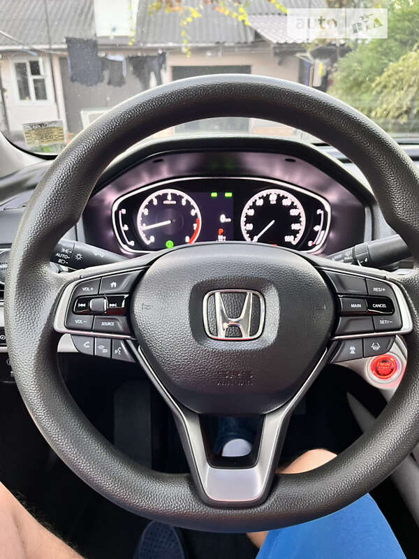 Седан Honda Accord 2018 в Ивано-Франковске