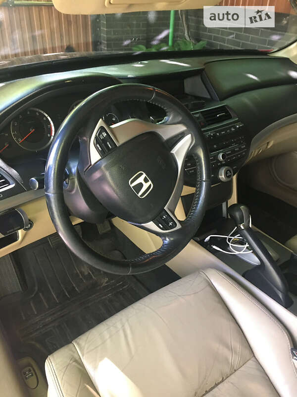 Купе Honda Accord 2008 в Києві