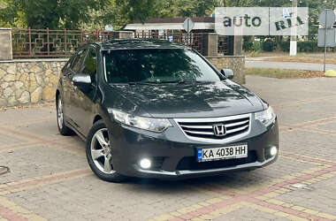 Седан Honda Accord 2011 в Києві