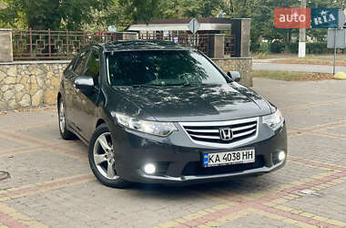 Седан Honda Accord 2011 в 