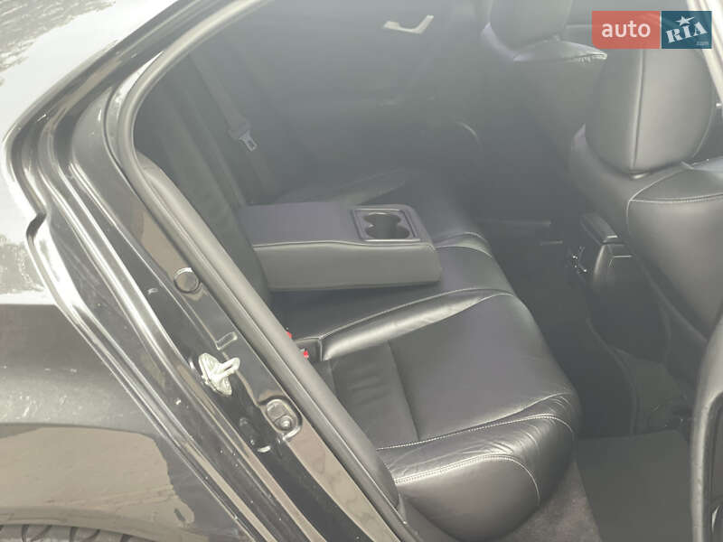 Седан Honda Accord 2011 в Києві