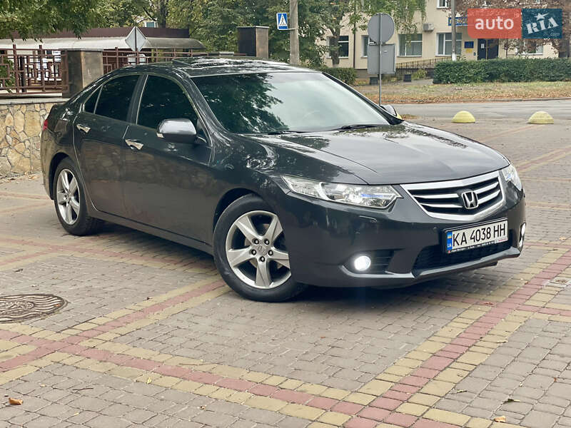 Седан Honda Accord 2011 в Києві