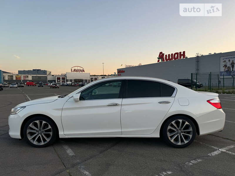 Седан Honda Accord 2013 в Полтаві