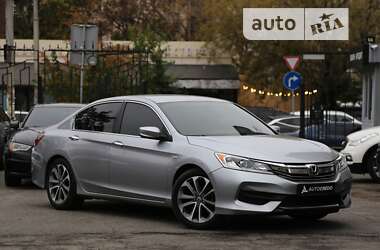 Седан Honda Accord 2016 в Киеве