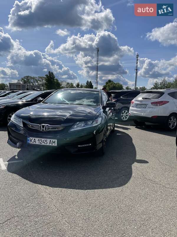 Купе Honda Accord 2015 в Києві