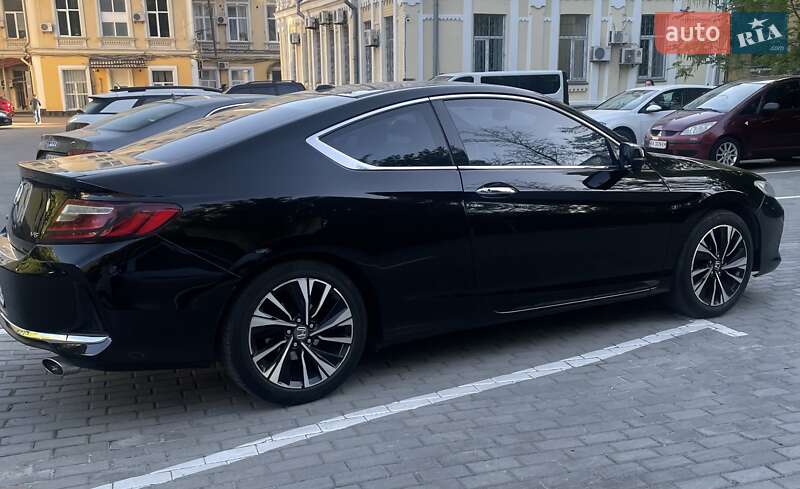 Купе Honda Accord 2015 в Києві