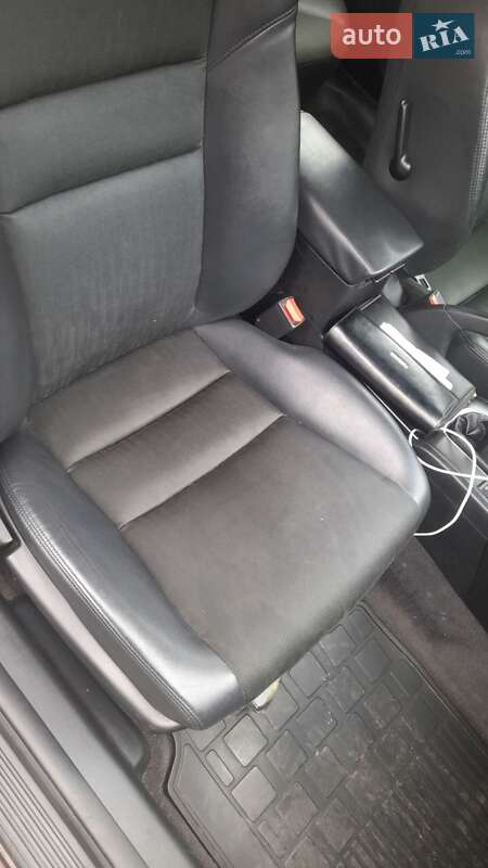 Седан Honda Accord 2006 в Турбовом