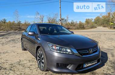 Седан Honda Accord 2015 в Києві