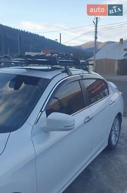 Седан Honda Accord 2013 в Києві