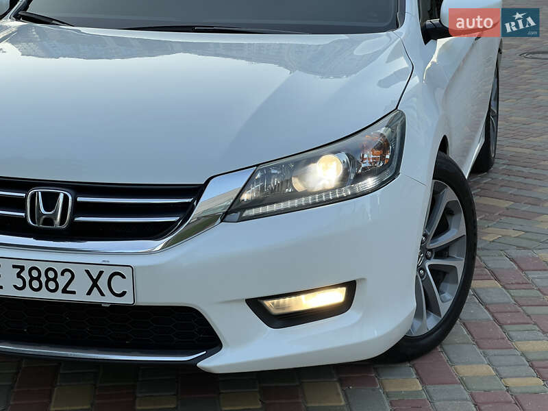 Седан Honda Accord 2015 в Одессе