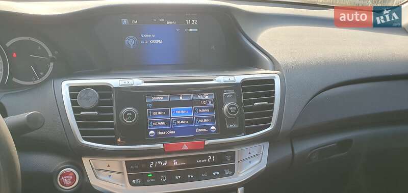 Седан Honda Accord 2013 в Києві