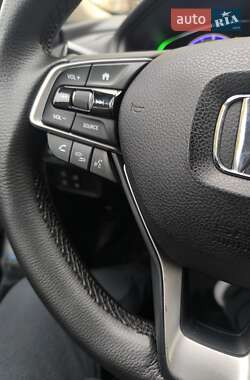 Седан Honda Accord 2018 в 