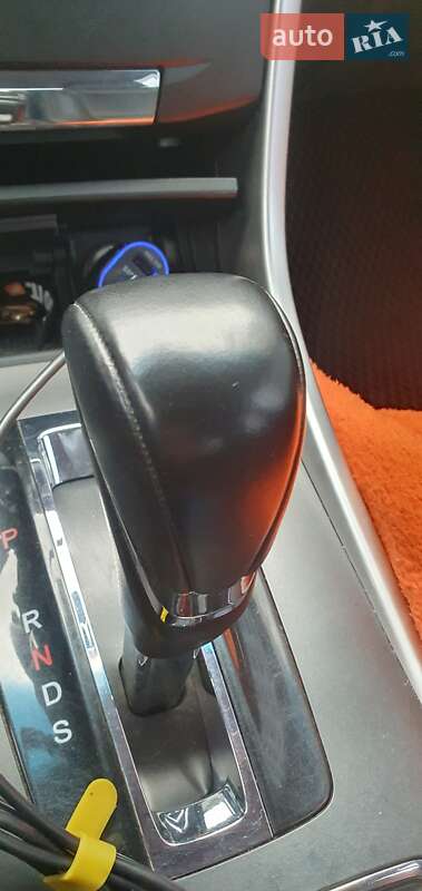 Седан Honda Accord 2013 в Києві