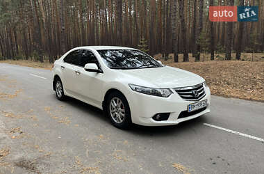 Седан Honda Accord 2011 в Охтирці