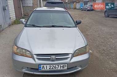 Седан Honda Accord 2001 в 