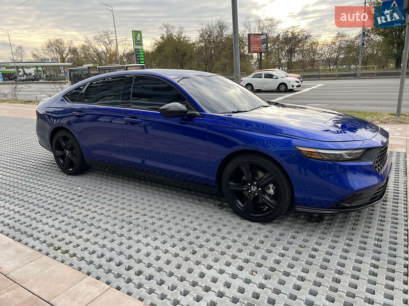 Седан Honda Accord 2023 в Києві