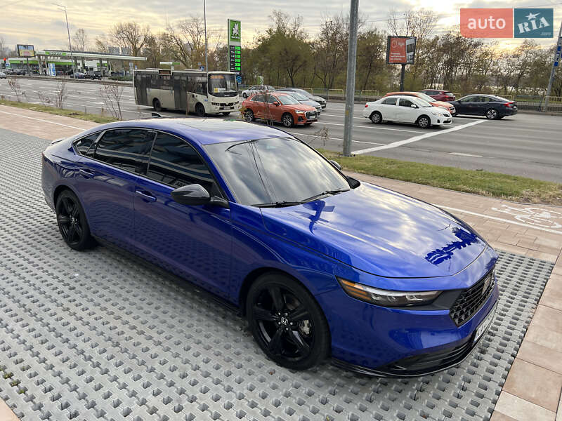 Седан Honda Accord 2023 в Києві