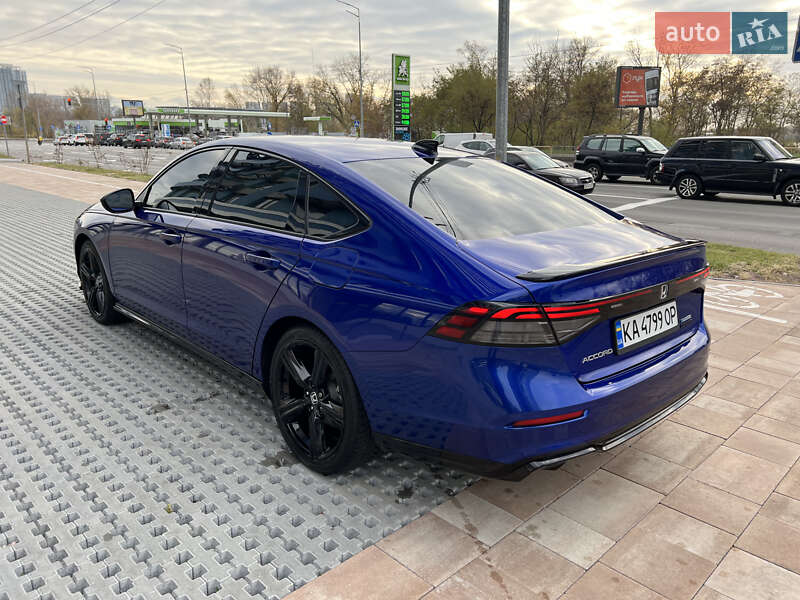 Седан Honda Accord 2023 в Києві
