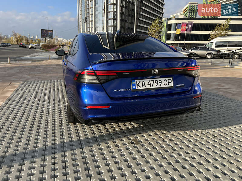 Седан Honda Accord 2023 в Києві